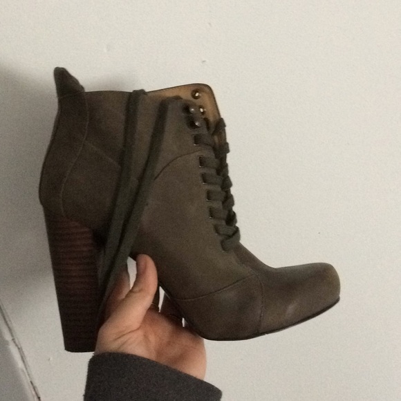 Nine West Shoes - Nine West heel